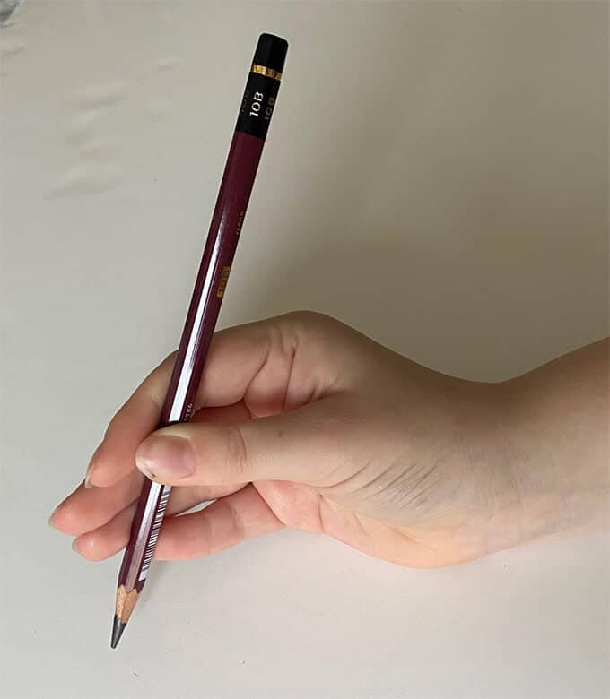 Palm Side Drawing Grip Pencil